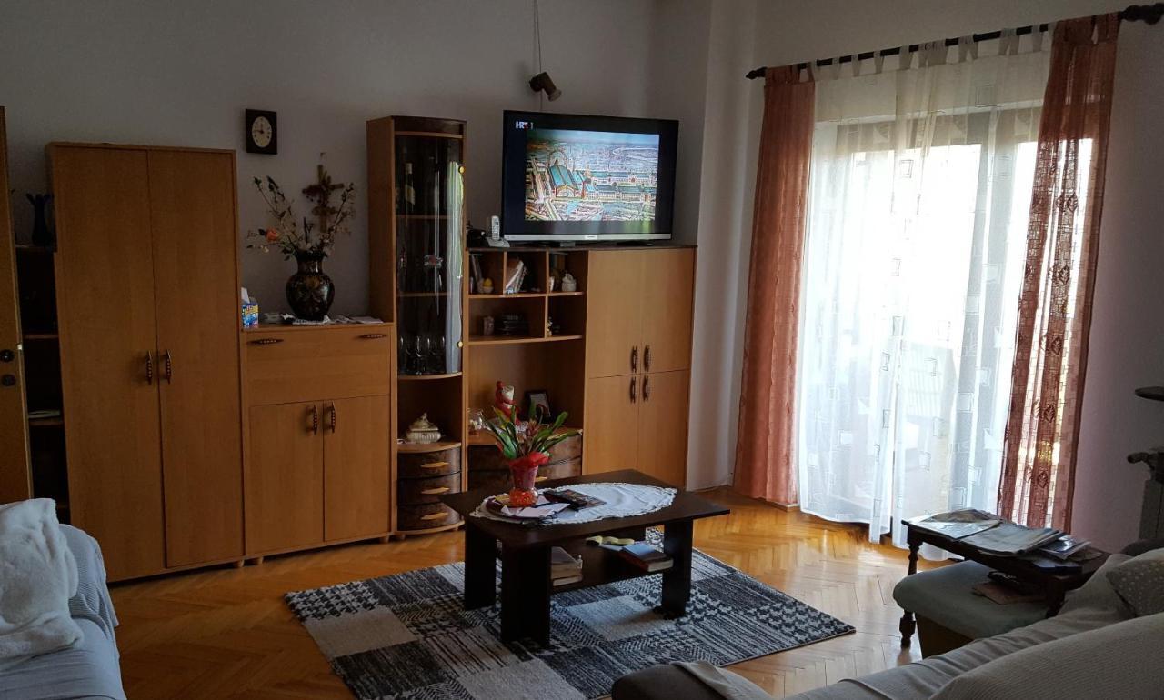 Apartman Zvjezda Biograd Na Moru Exterior photo
