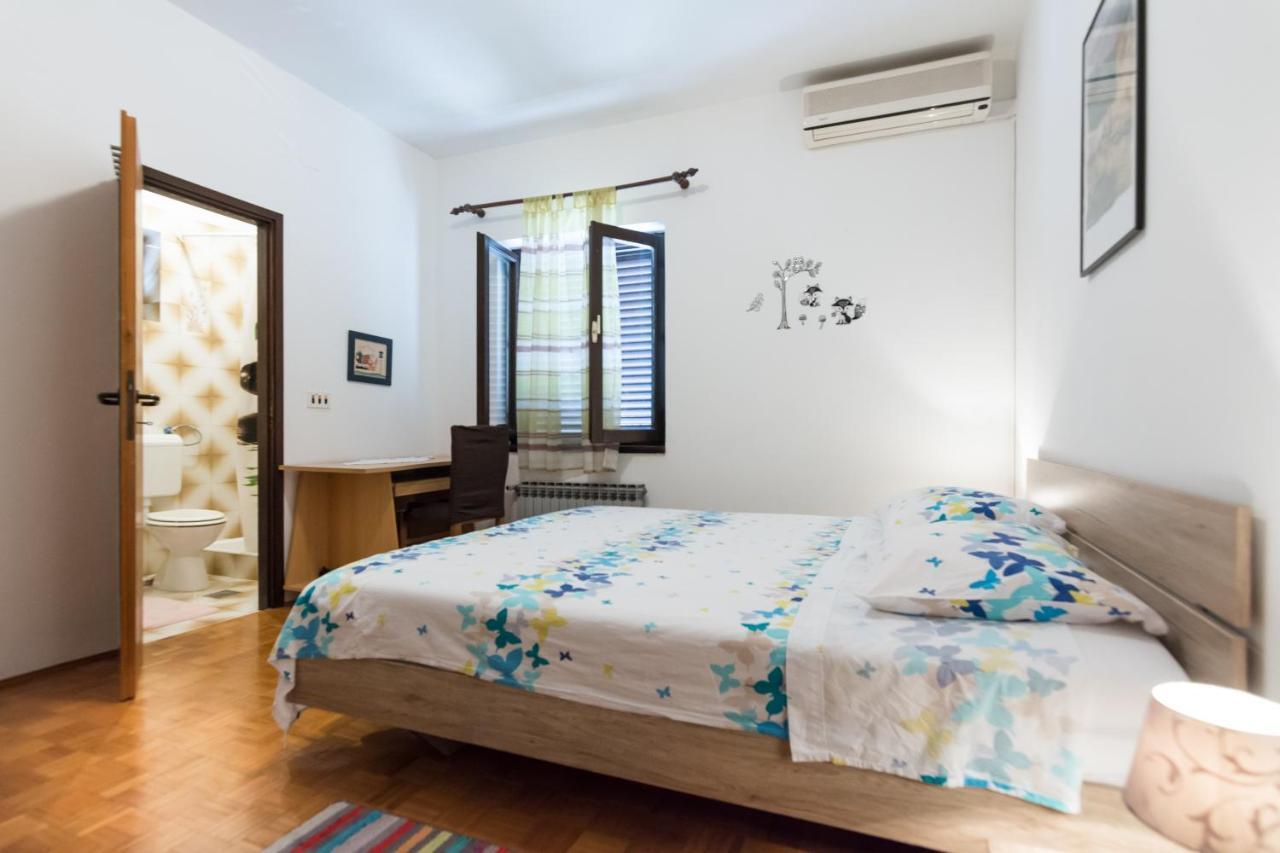 Apartman Zvjezda Biograd Na Moru Exterior photo