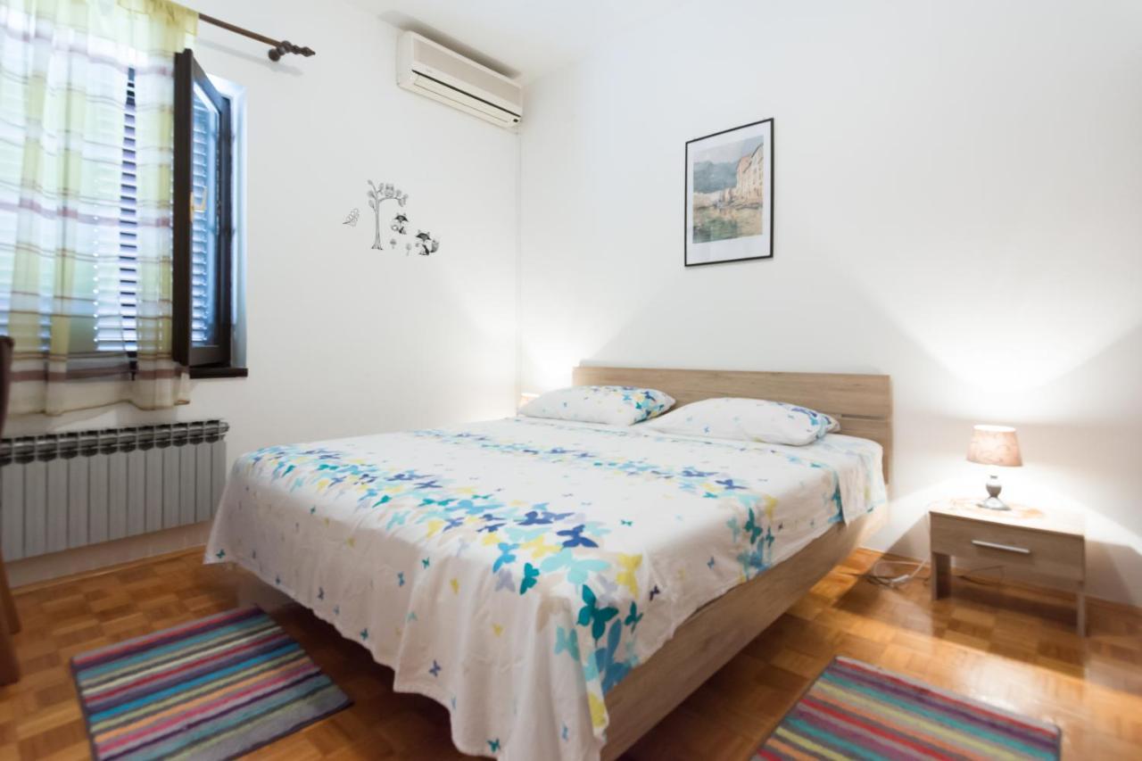 Apartman Zvjezda Biograd Na Moru Exterior photo