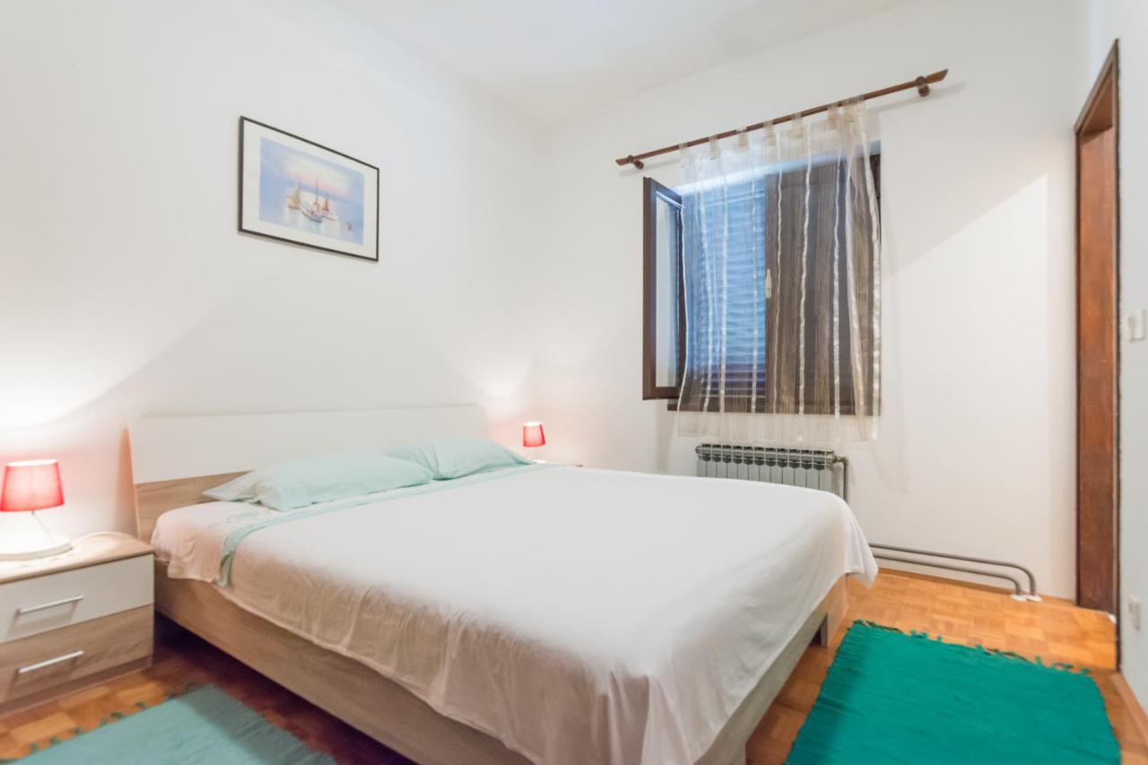 Apartman Zvjezda Biograd Na Moru Exterior photo