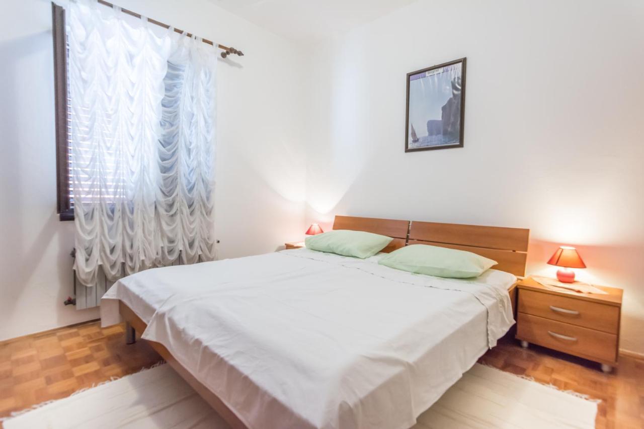 Apartman Zvjezda Biograd Na Moru Exterior photo