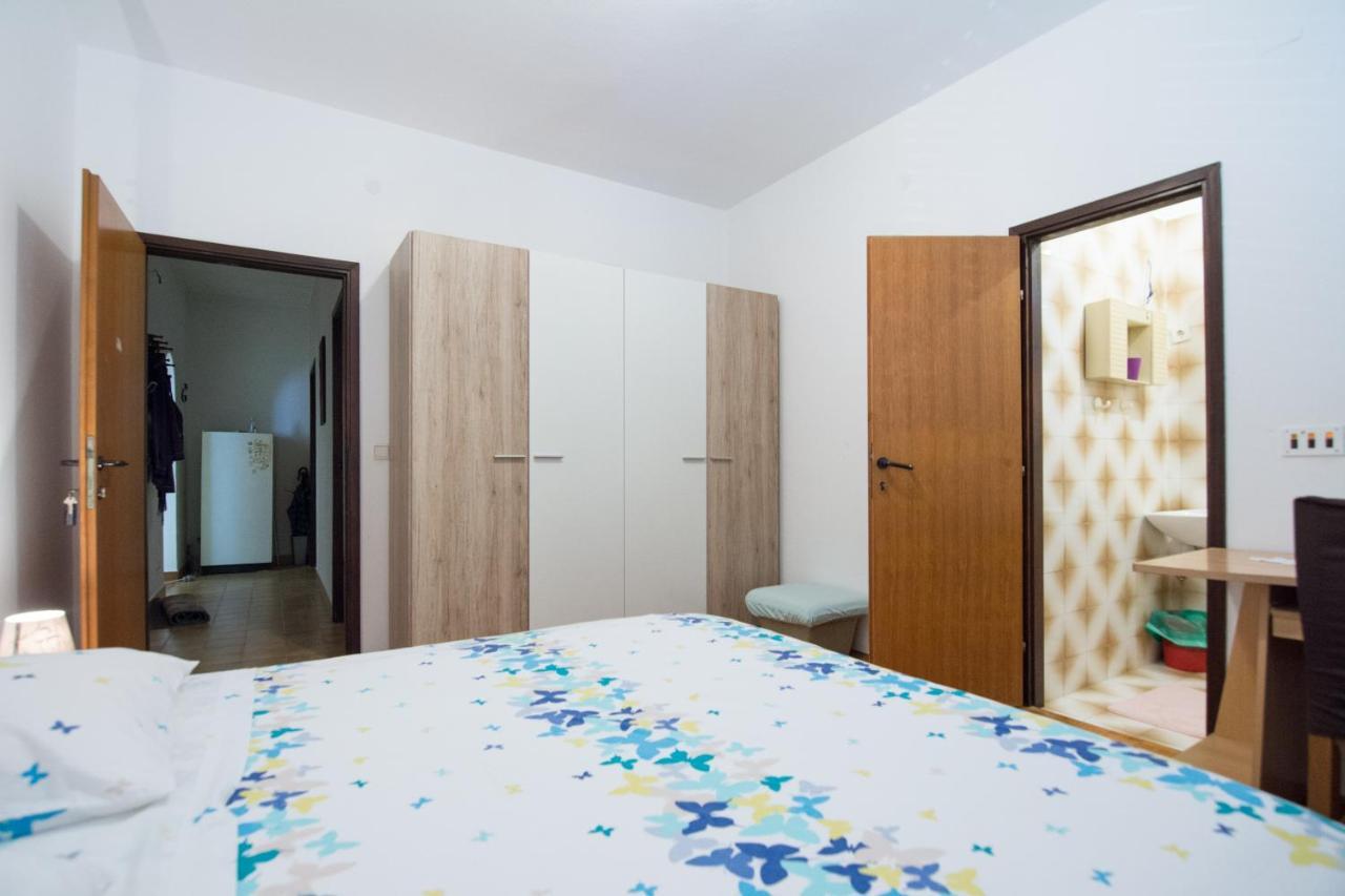 Apartman Zvjezda Biograd Na Moru Exterior photo