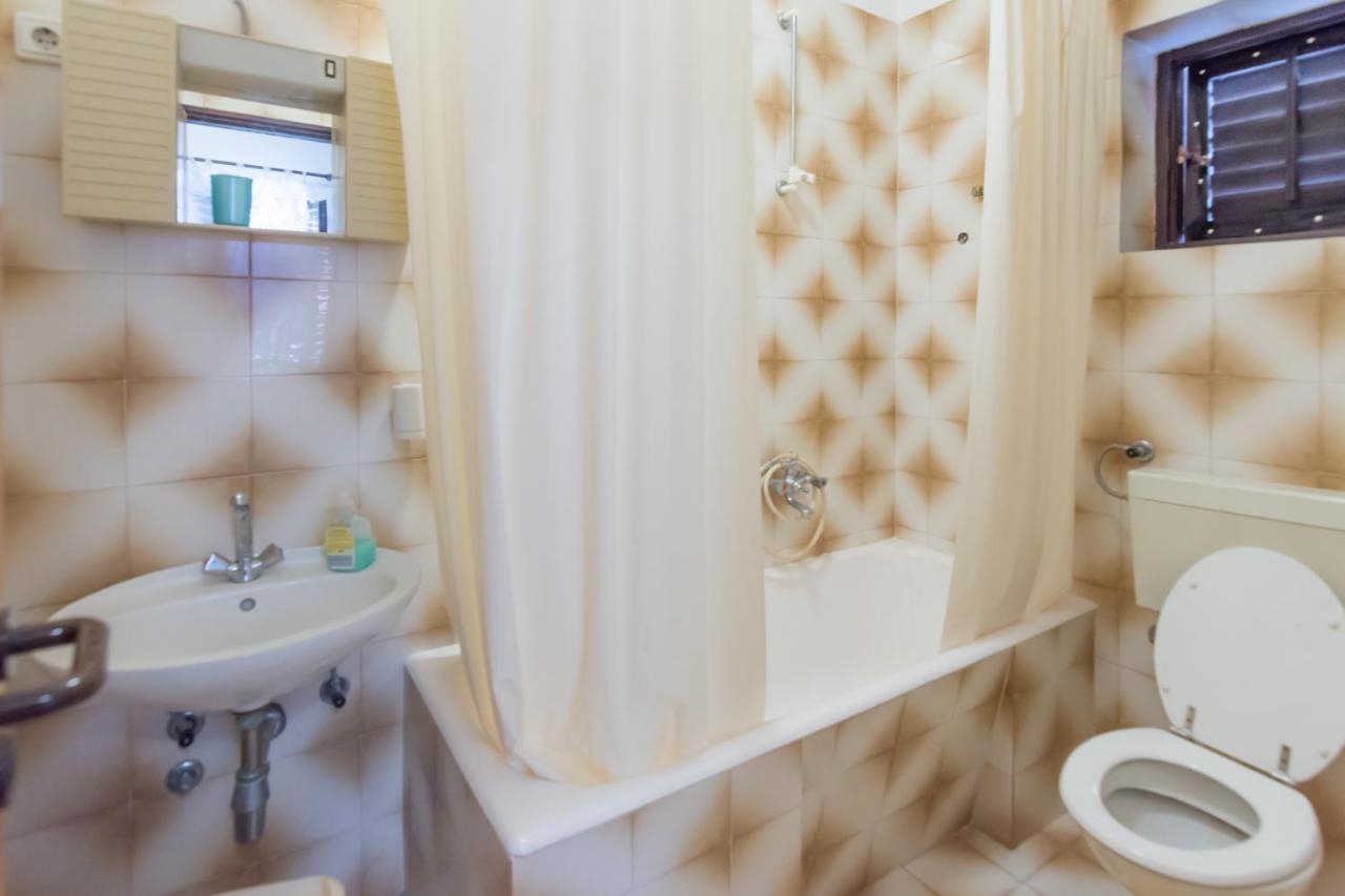 Apartman Zvjezda Biograd Na Moru Exterior photo